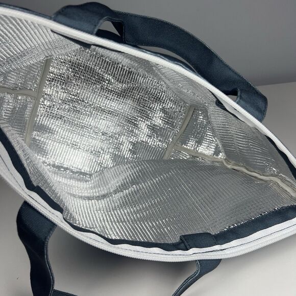 Amazon Lunch Bag Employee Large Swag Box Insulated NEW! - Picture 6 of 8